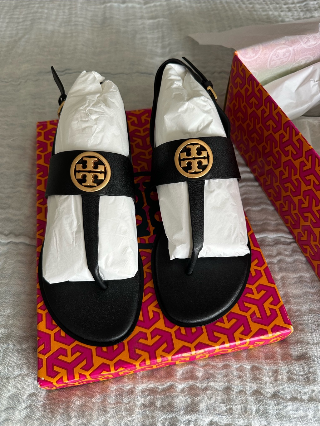 Tory Burch Black Benton 2 Flat Thong Sandal Calf Leather (Brand New)